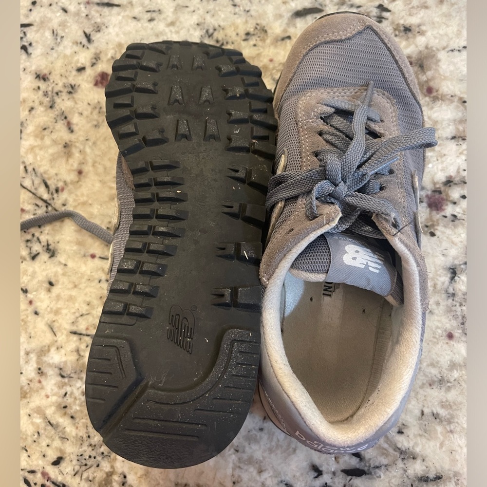 Women’s 575 new balance shoes